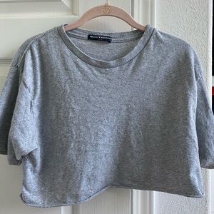 super cropped gray tee